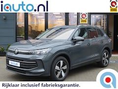 Volkswagen Tiguan - 1.5 eHybrid 204pk Edition IQ.Light/Keyless/Camera/DCC/ACC/Winterpakket/Elek. klep/Dodehoek