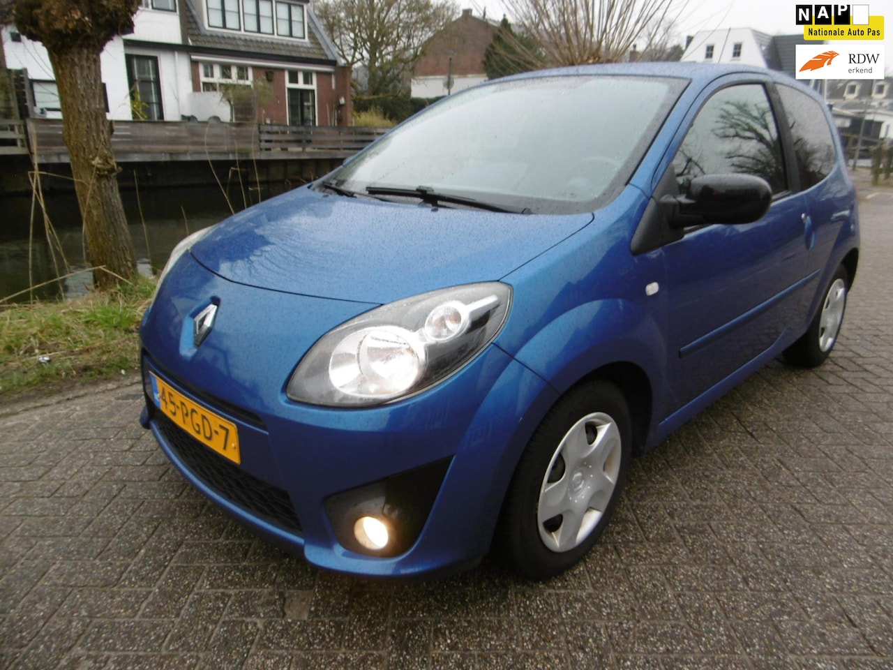 Renault Twingo - 1.2-16V Airco Cruise 138.000km Zuinig B-Label Historie - AutoWereld.nl