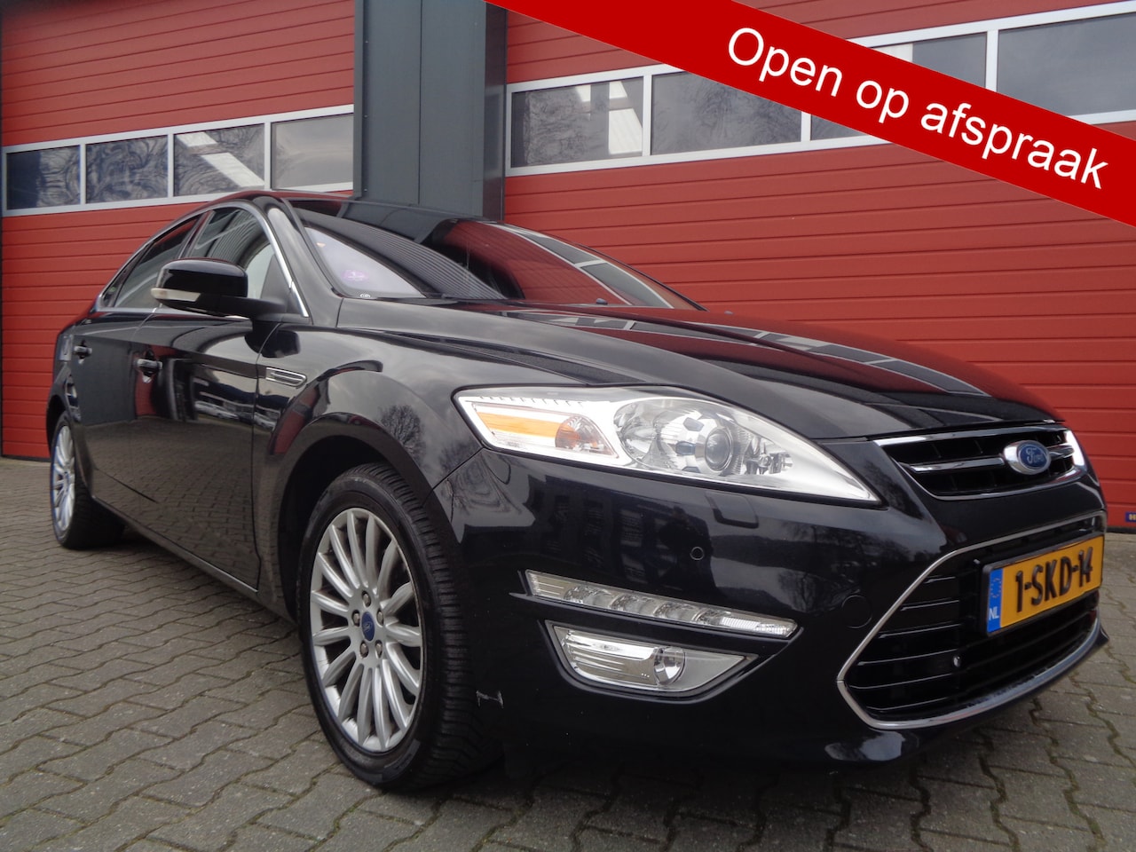 Ford Mondeo - 1.6 EcoBoost Platinum 161PK Clima Navi Cruise LMV Trekhaak 6-Bak Open-Dakje NL-Auto - AutoWereld.nl