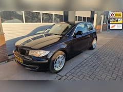 BMW 1-serie - 118i Business Line TOP staat Nwe Dstr. ketting