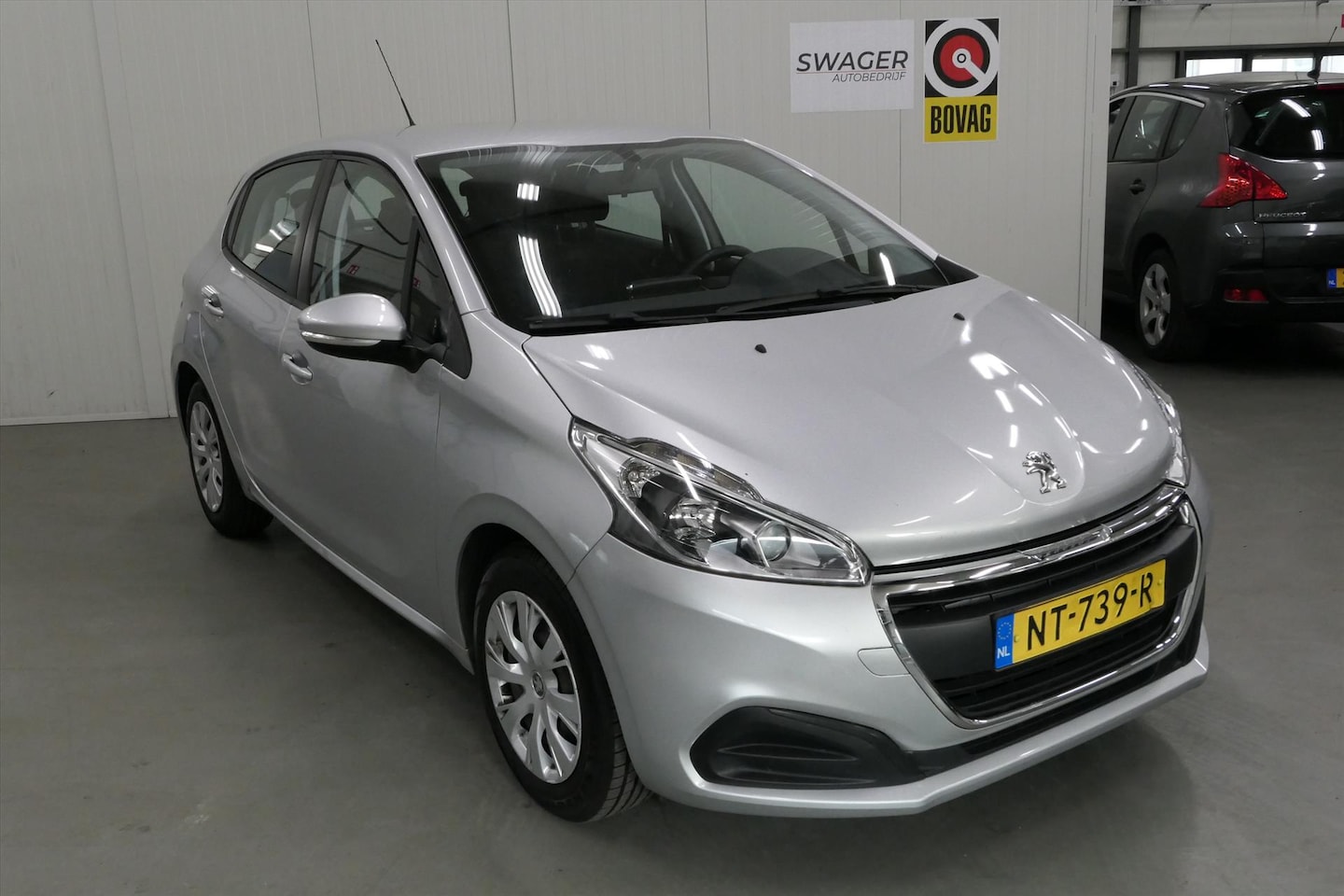 Peugeot 208 - 1.2 Puretech 82pk 5D Active - AutoWereld.nl