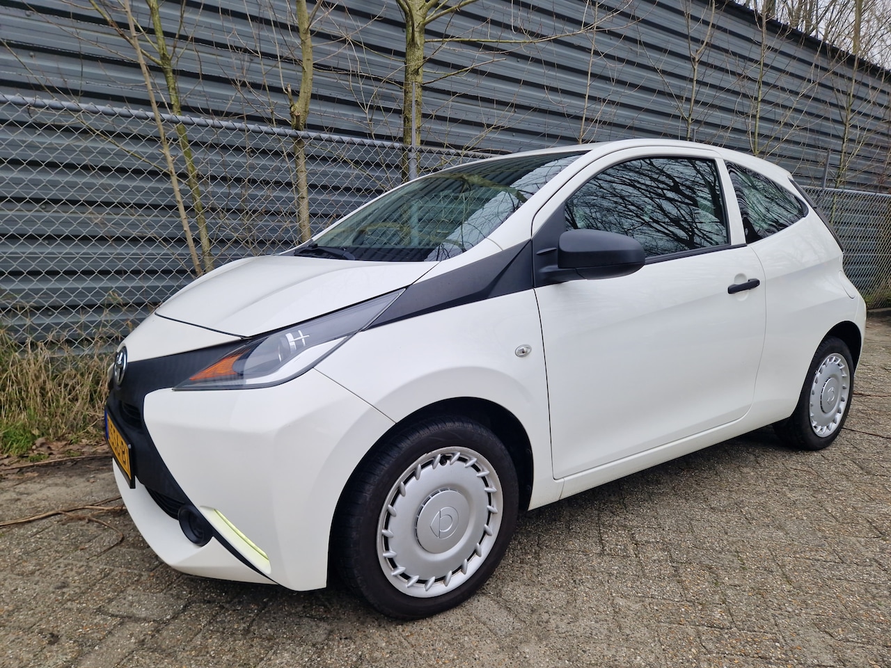 Toyota Aygo - 1.0 VVT-i x 1.0 VVT-i x - AutoWereld.nl