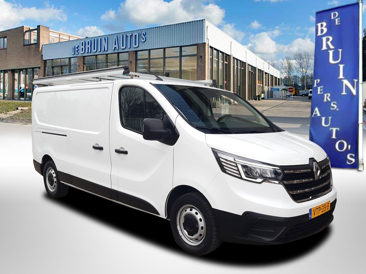 Renault Trafic - 2.0 dCi L2 Comfort Airco cruise control Apple carplay Imperiaal - AutoWereld.nl