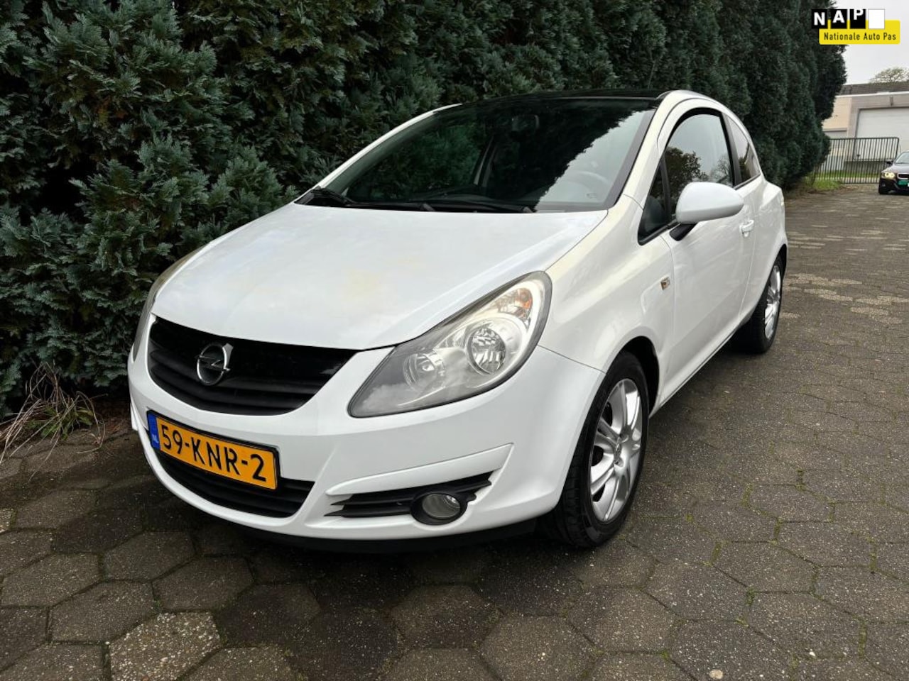 Opel Corsa - 1.4-16V Business 1.4-16V Business - AutoWereld.nl