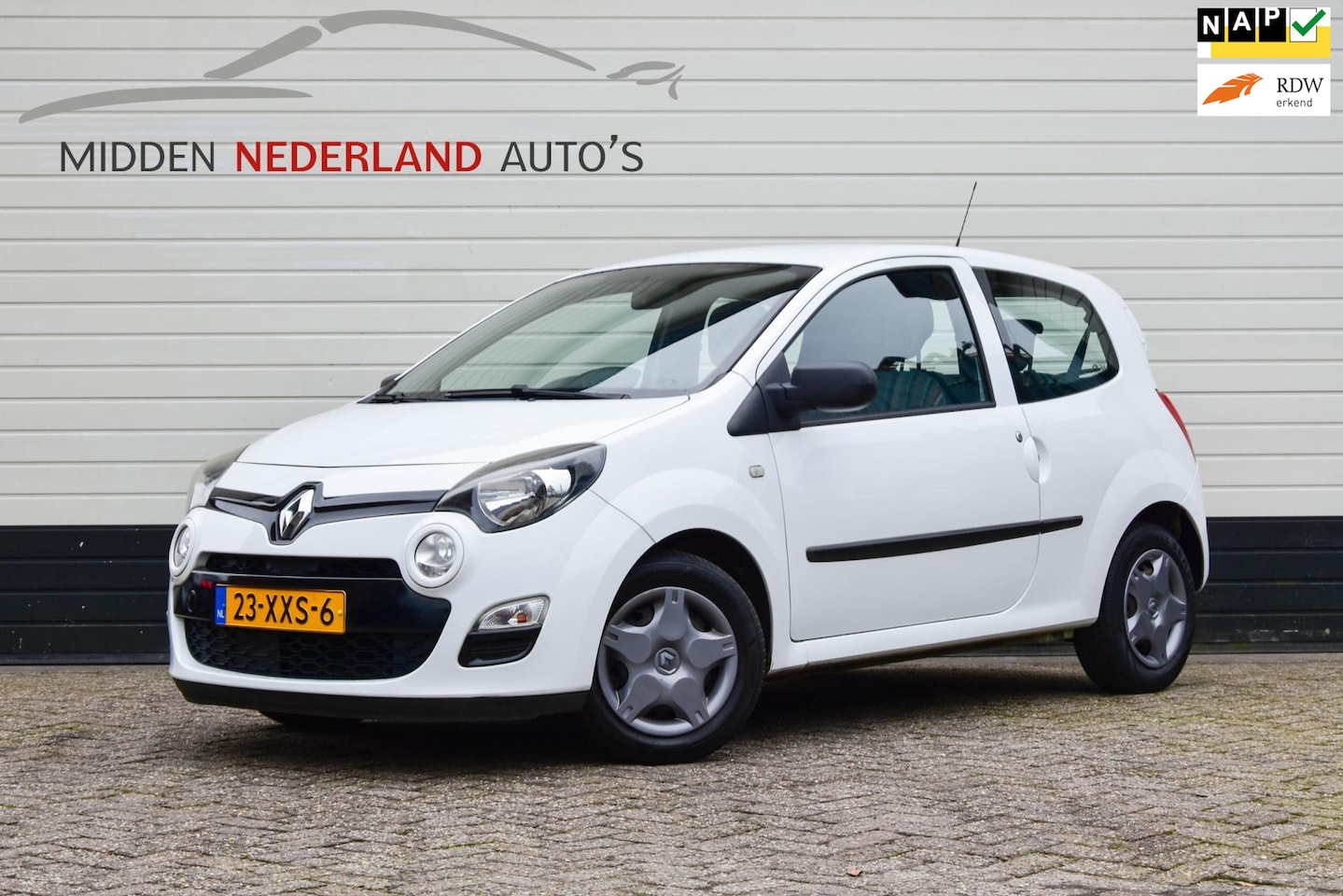 Renault Twingo - 1.2 16V Authentique * NAP PAS * INRUIL MOGELIJK * - AutoWereld.nl