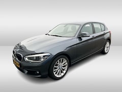 BMW 1-serie - 118i Corporate Lease Exe. / Trekhaak / Camera / Leder / Navigatie / 17'' / Parkeerhulp V+A