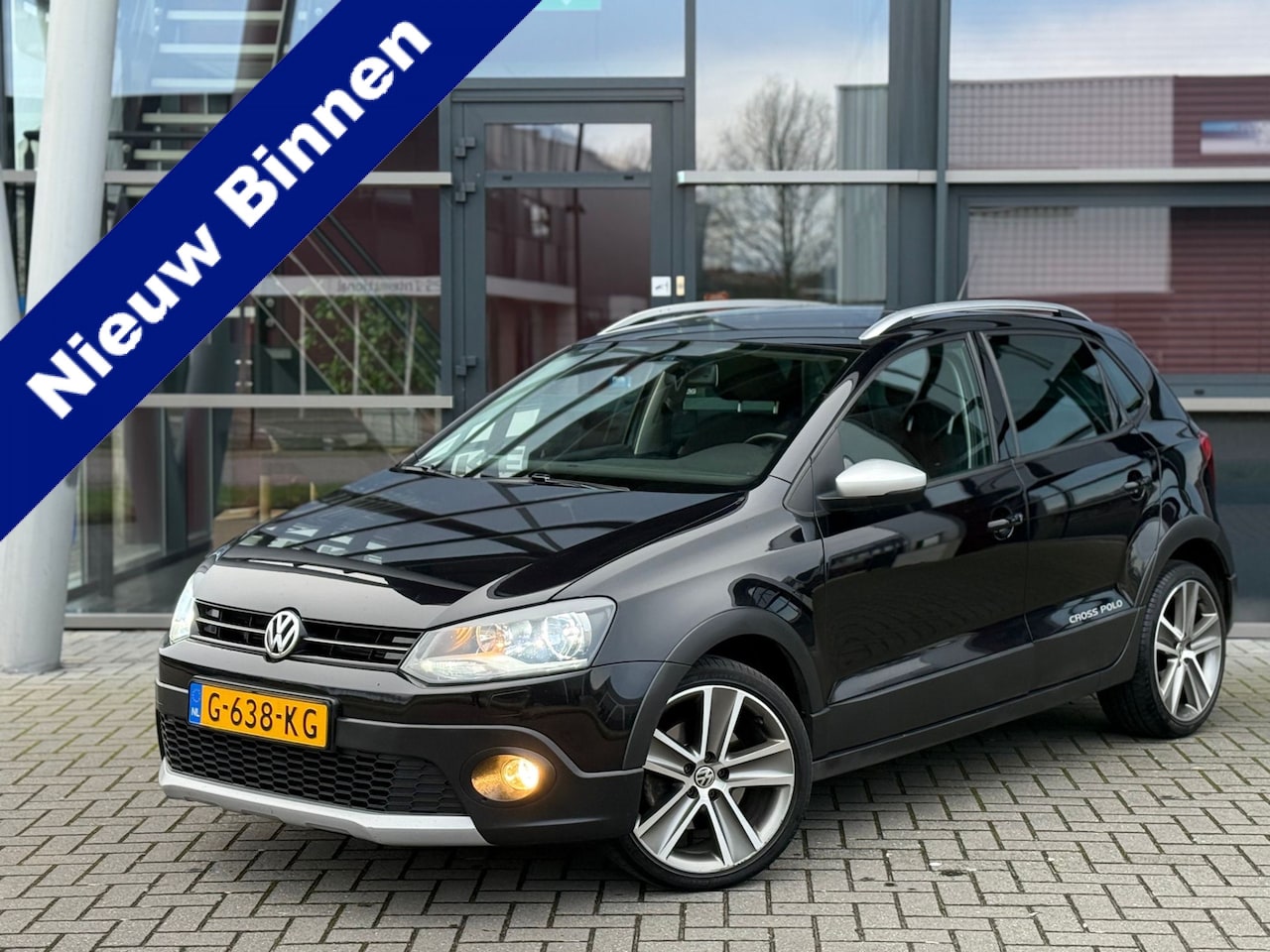 Volkswagen Polo - Cross 1.2 TSI R-Line Edition M’2014 Xenon/Clima/PDC/Stoelverwarming - AutoWereld.nl