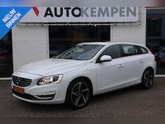 Volvo V60 - 2.4 D6 AWD PLUG-IN HYBRIDE SUMMUM FULL-OPTONS LICHTE SCHADE ZIJKANT ZIE FOTO'S