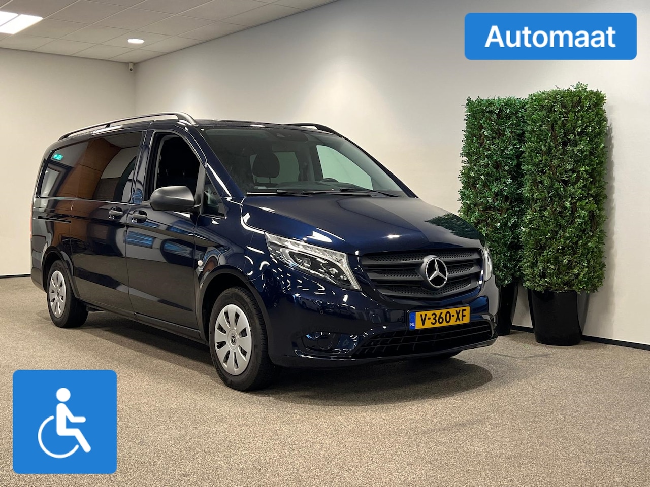 Mercedes-Benz Vito - L3H1 Rolstoelbus Automaat 4+1 - AutoWereld.nl