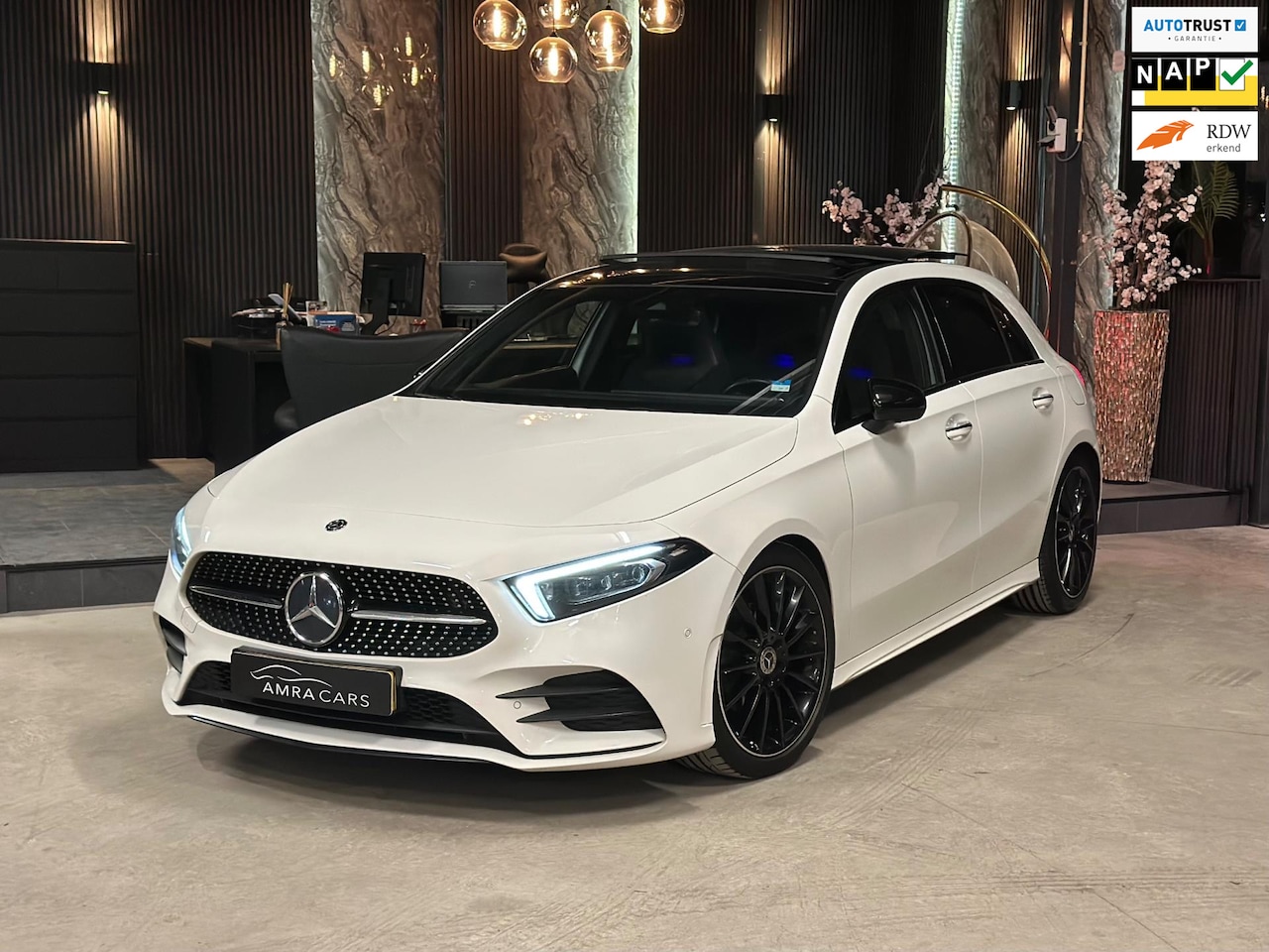 Mercedes-Benz A-klasse - 200|AMG|PANO|SFEER|BOMVOL - AutoWereld.nl