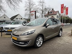 Renault Grand Scénic - 1.6 DCI BOSE 7-PERSOONS / SCHUIFDAK / NAVI / CAMERA / PDC