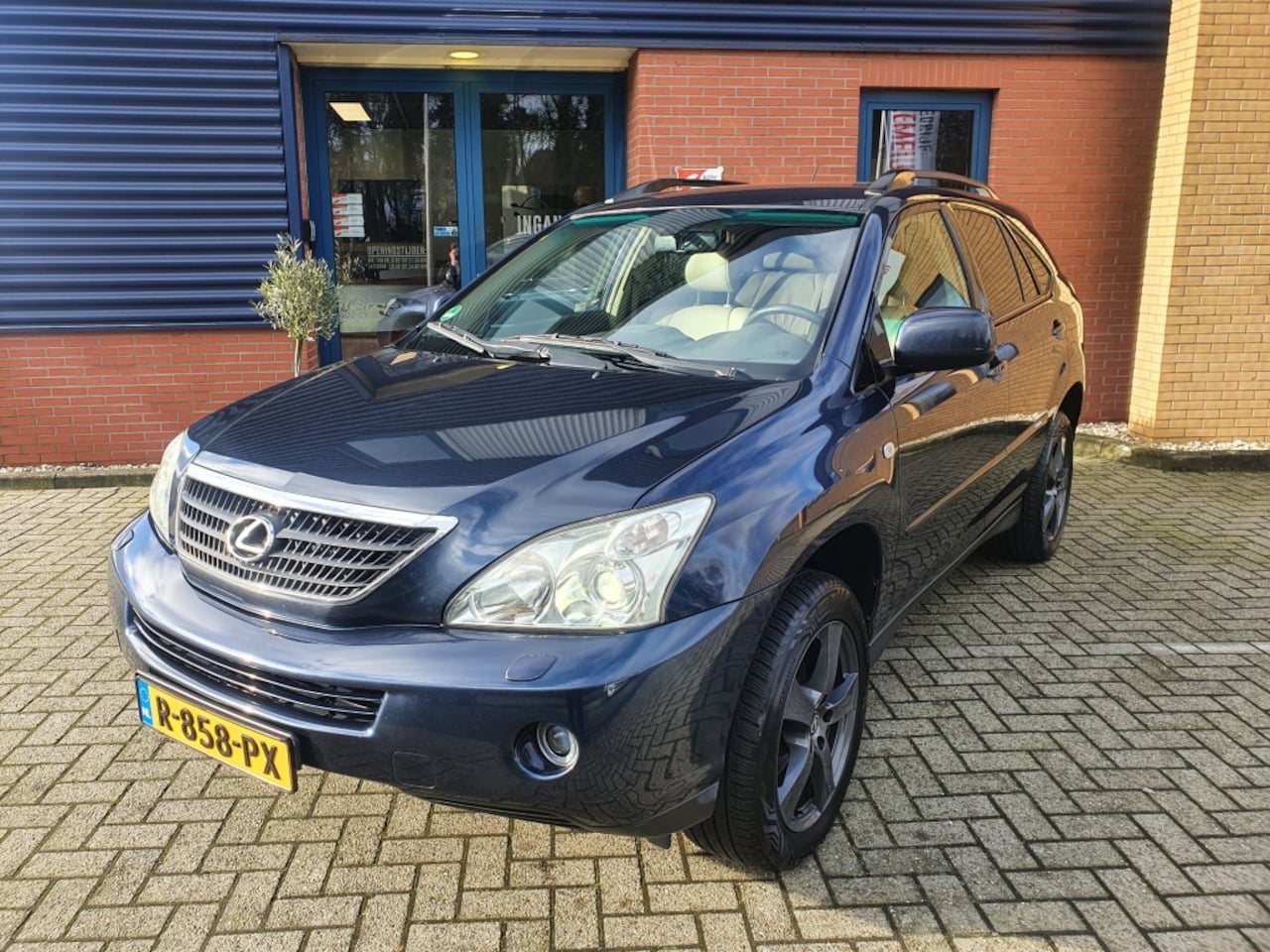 Lexus RX - 400H Hybride YOUNGTIMER, Automaat, Stoelverwarming, Trekhaak - AutoWereld.nl