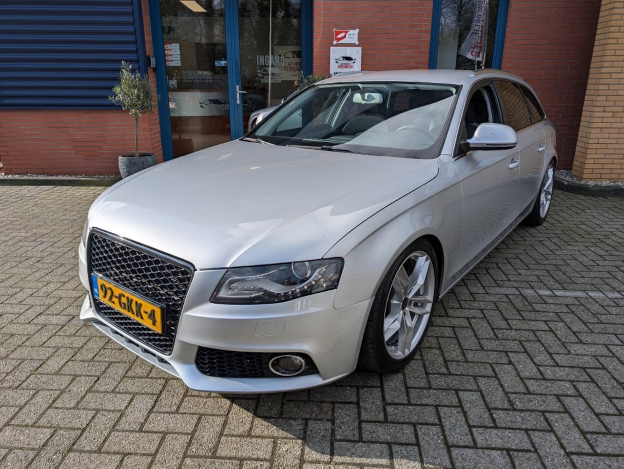 Audi A4 - 1.8 TFSI Pro Line 1.8 TFSI PRO LINE, Navi, APK, Airco,Trekhaak - AutoWereld.nl