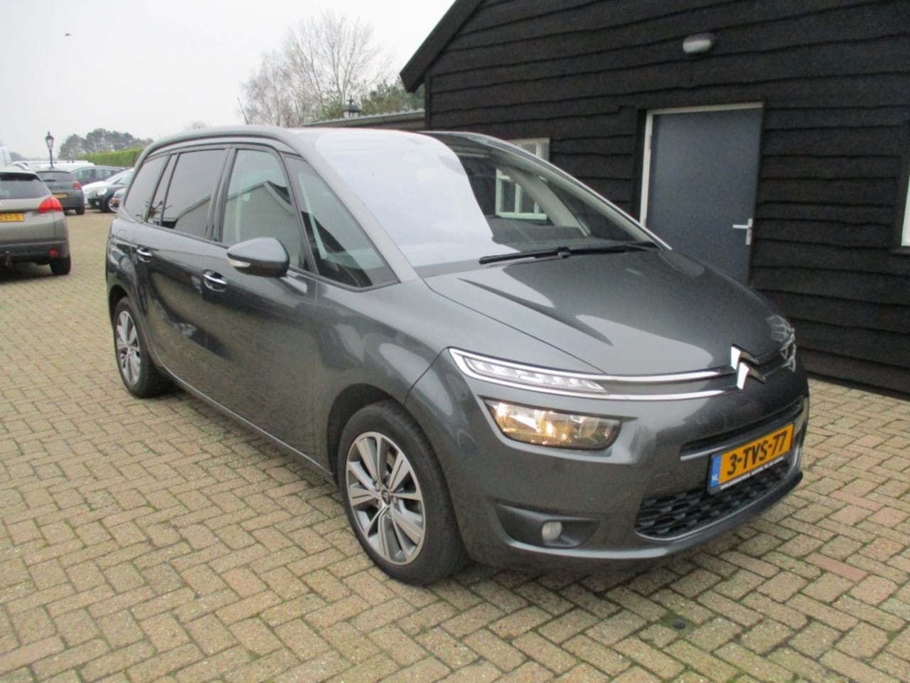 Citroën Grand C4 Picasso - 2.0 HDi Intensive 7 PERSOONS EXPORT PRIJS - AutoWereld.nl