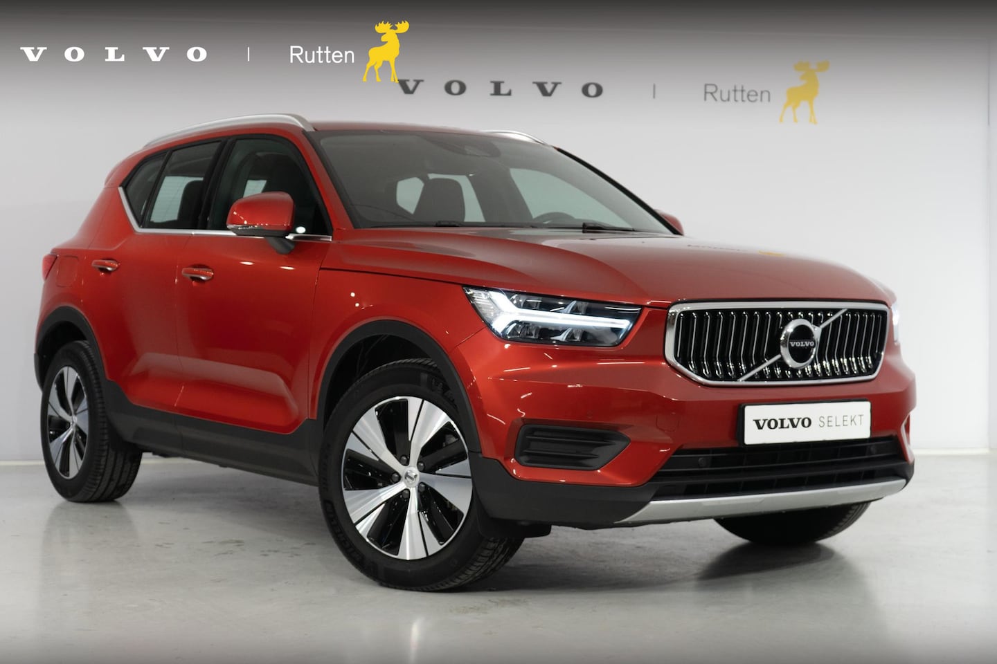 Volvo XC40 - T4 211PK Automaat Recharge Inscription Expression / Pack assist pack / Navigatie Tech / Vo - AutoWereld.nl