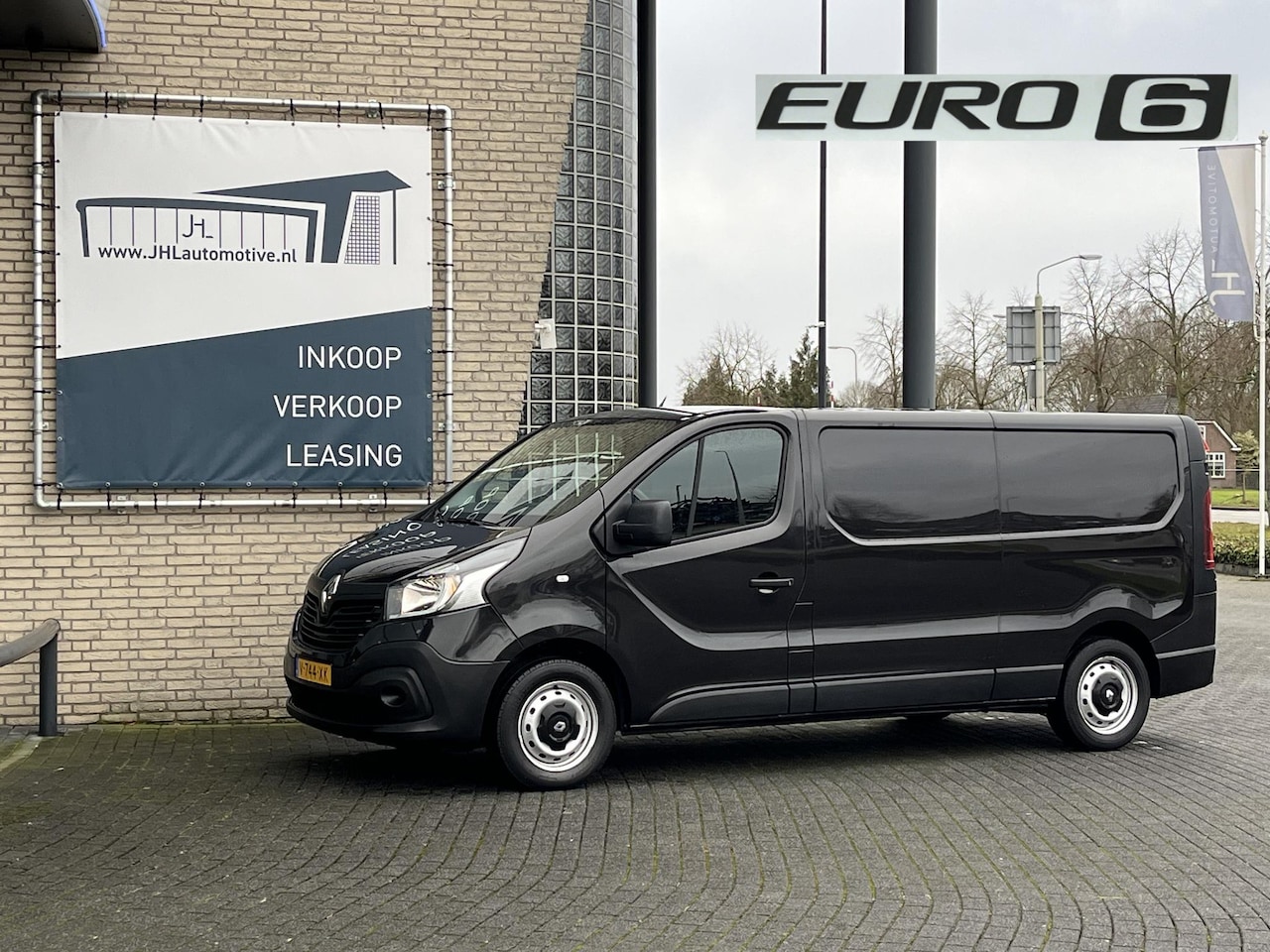 Renault Trafic - 1.6 dCi T29 L2H1 Comfort*NAVI*TEL*CRUISE*HAAK*3PER - AutoWereld.nl