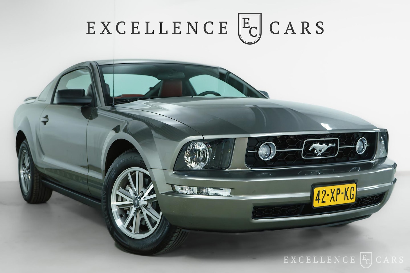 Ford Mustang - 4.0 V6 Zeer lage Km Stand - AutoWereld.nl