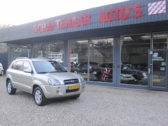 Hyundai Tucson - 2.0i Style Supreme net grotebeurt gehad + distrubutie vern apk 24-01-2026