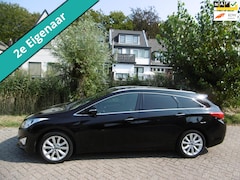 Hyundai i40 Wagon - 2.0 GDI i-Vision 177pk Navi Clima Trekhaak 1500kg 2e eig