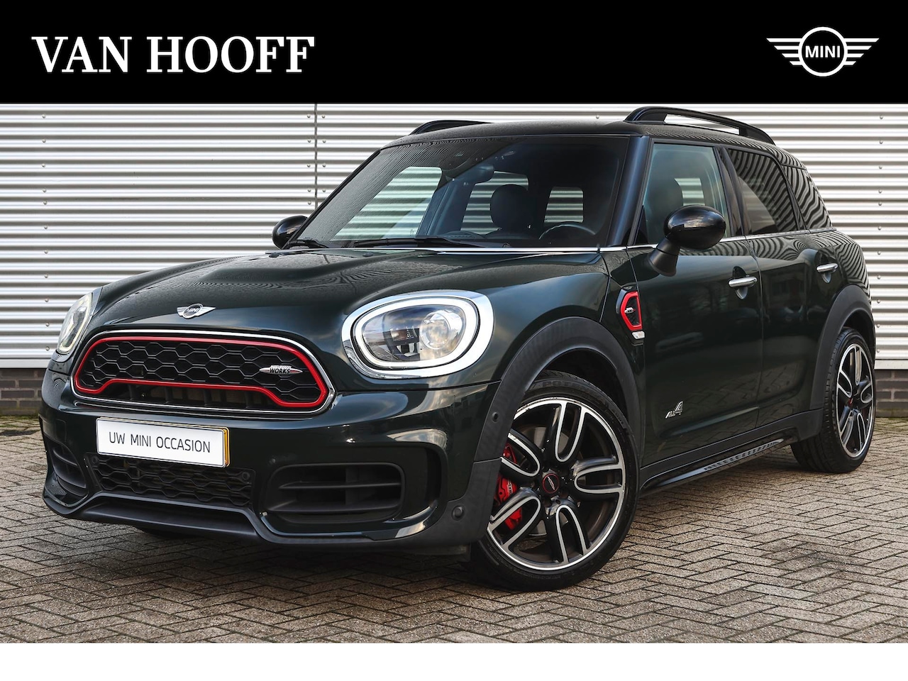 MINI Countryman - JCW ALL4 Chili Automaat / Sportstoelen / LED / Comfort Access / Park Assistant / Navigatie - AutoWereld.nl