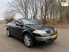 Renault Mégane coupé cabriolet - 2.0-16V Privilège Luxe