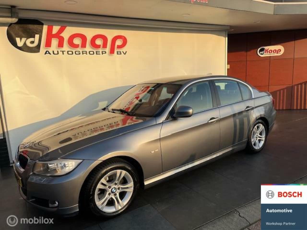 BMW 3-serie - 318i Business Line M Sport 318i Business Line M Sport - AutoWereld.nl