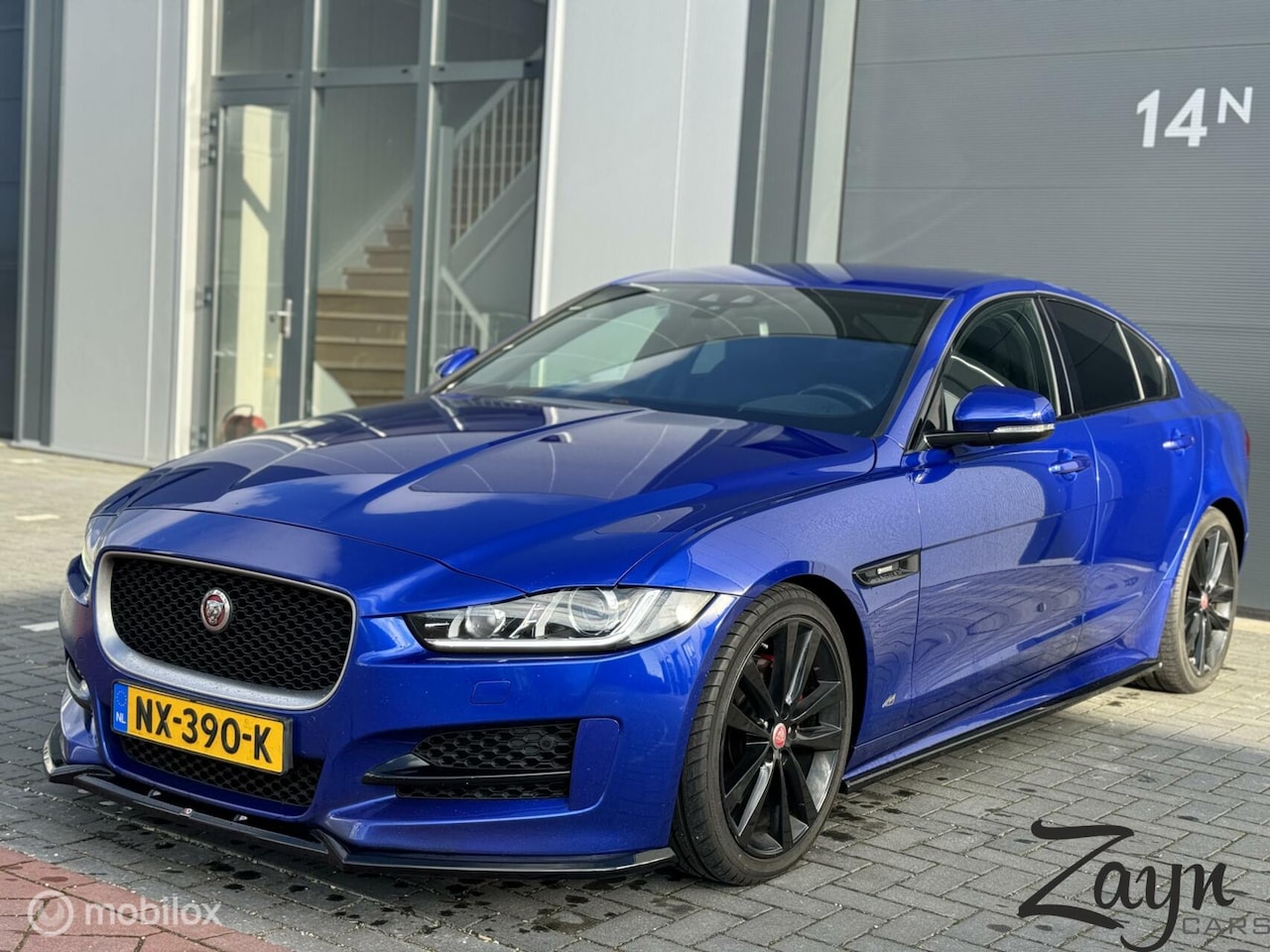 Jaguar XE - 2.0 D R-Sport | Maxton | Xenon | LED | Meridian | - AutoWereld.nl