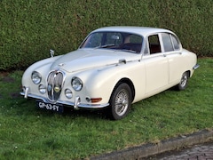 Jaguar S-type - Saloon