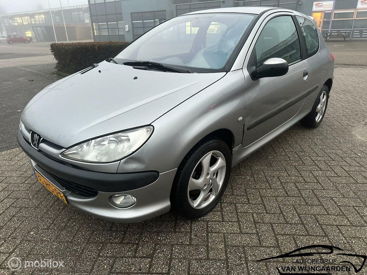 Peugeot 206 - 1.6-16V XS 1.6-16V XS,Airco,LM Velgen - AutoWereld.nl