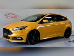 Ford Focus - 2.0 ST-2 250Pk schuifdak-19 inch-Xenon