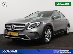 Mercedes-Benz GLA-Klasse - 180 Business Solution | Alarm | Stoelverwarming | Parkerrpakket met Camera | LED | Cruise