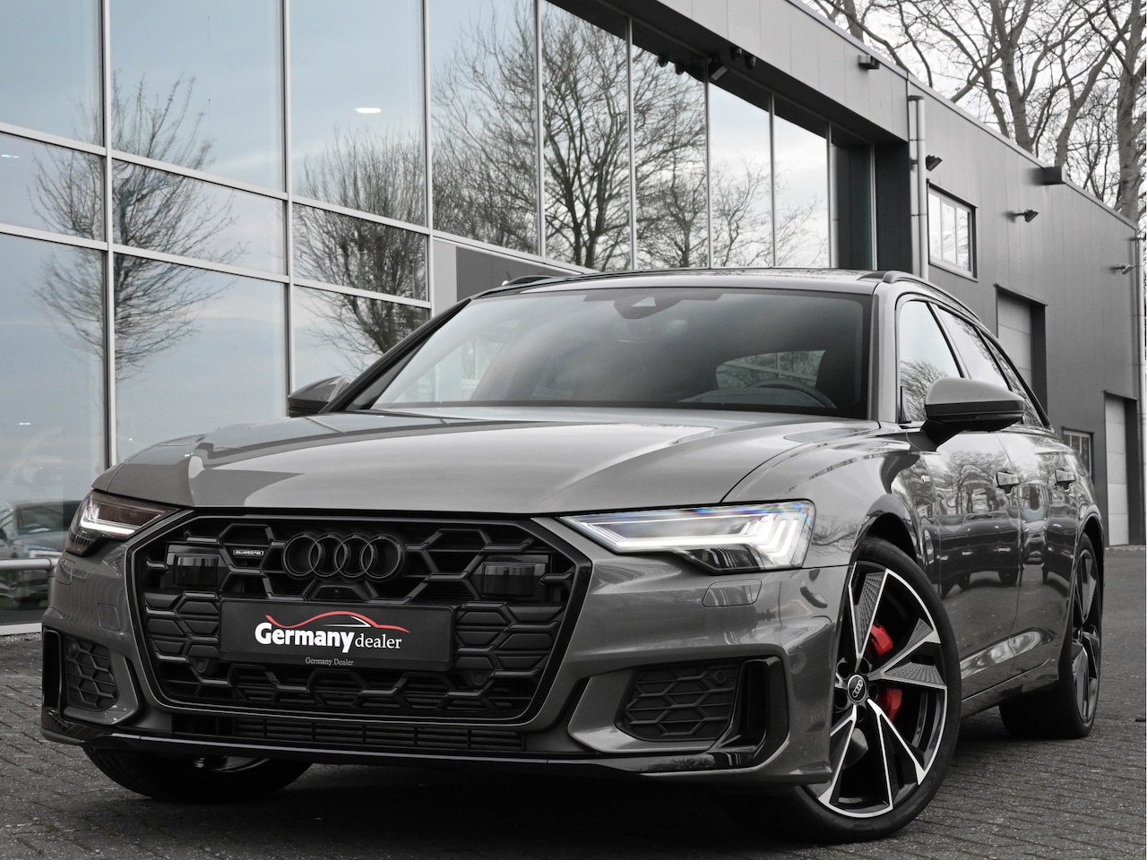 Audi A6 Avant - 55TFSI E Quattro S-Line Competition Pano B&O Trekhaak ACC Matrix-LED Zeer Compleet!! - AutoWereld.nl