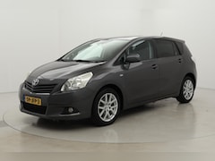 Toyota Verso - 7 pers. 1.8 VVT-i Panoramic | Trekhaak | Navigatie | Panoramadak | Stoelverwarming