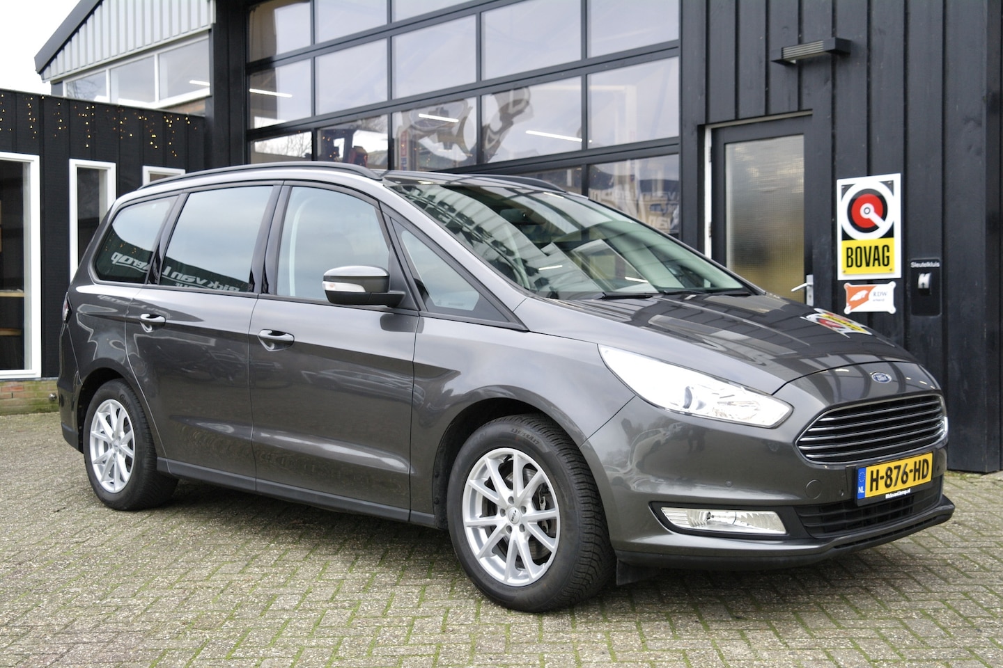 Ford Galaxy - 1.5 Trend | Cruise | Trekhaak | 17'' | LED - AutoWereld.nl