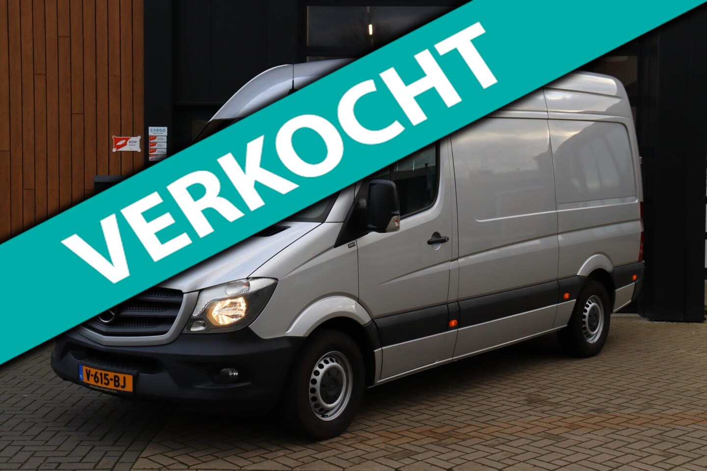 Mercedes-Benz Sprinter - 313 2.2 CDI 366 L2H2 | Navigatie | Airco | Cruise Control | Bluetooth | NAP - AutoWereld.nl