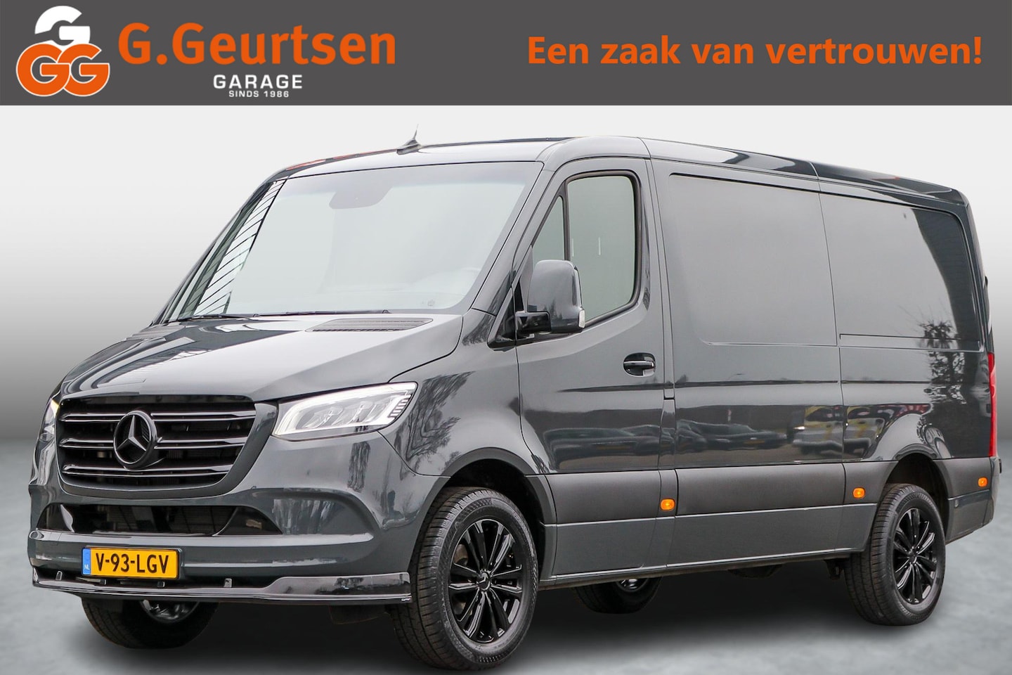 Mercedes-Benz Sprinter - 319 3.0 CDI L2H1 LED koplampen, MBUX, Bijrijdersbank, Trekhaak - AutoWereld.nl