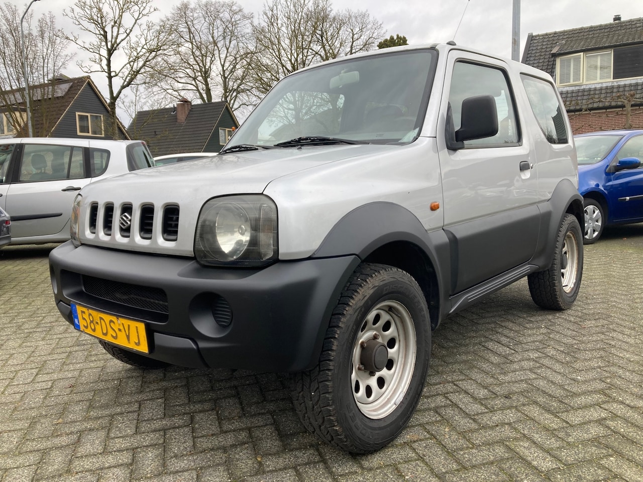 Suzuki Jimny - 1.3 JX 2WD 59kW-80pk,Apk 23/1/26,Nap 4299,- - AutoWereld.nl