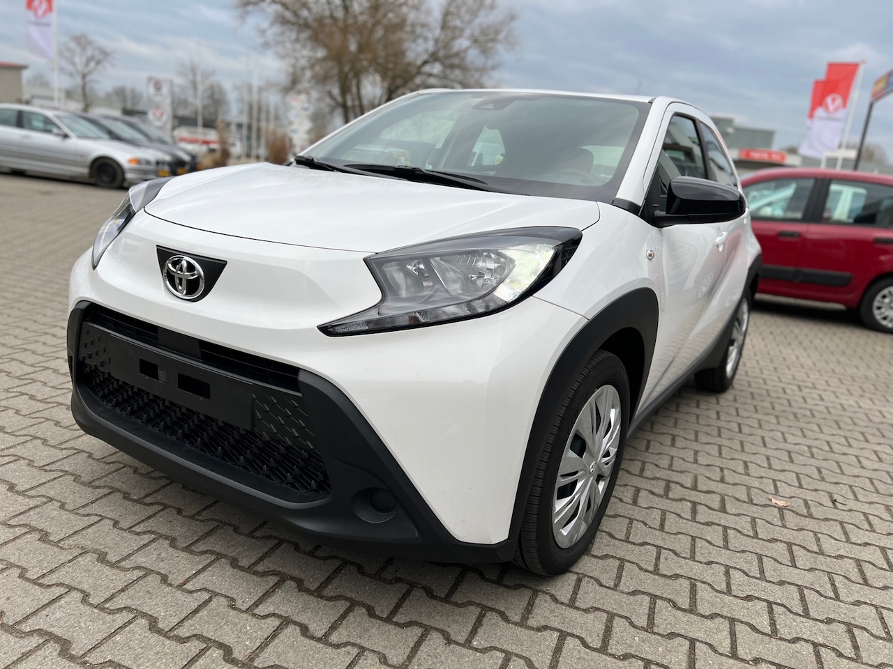 Toyota Aygo X - 1.0 VVT-i MT Business Edition (BOVAG/RIJKLAARPRIJS) - AutoWereld.nl