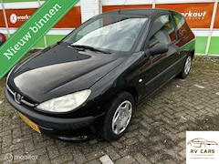 Peugeot 206 - 1.4 XR Apk 17-09-25