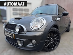 MINI Clubman - 1.6 Cooper S Chili 184PK JOHN COOPER WORKS / LEDER / NAVIGATIE / PDC / CRUISE CONTROL / PA