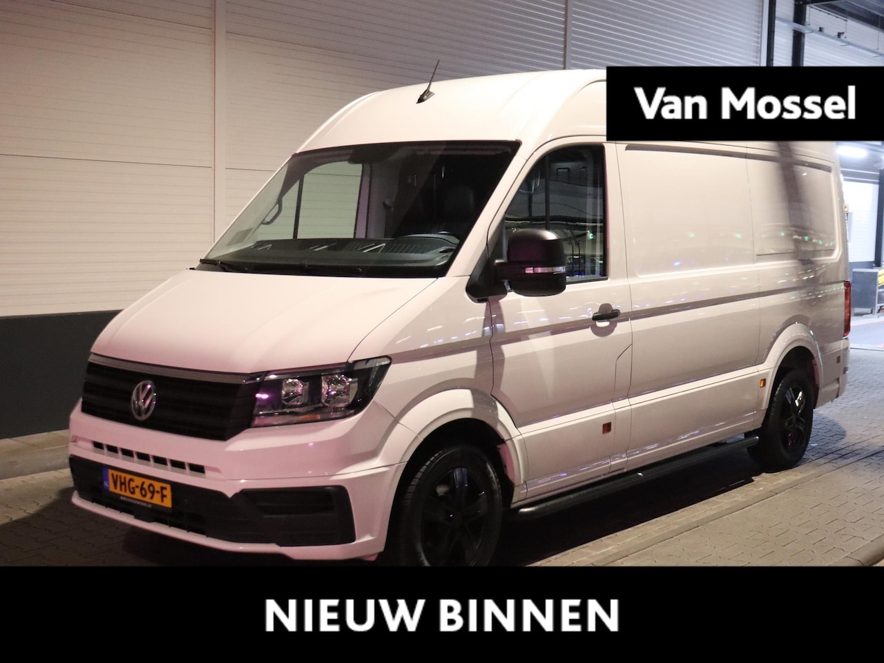 Volkswagen Crafter - 30 2.0 TDI L3H2 30 2.0 TDI L3H2 140pk - AutoWereld.nl