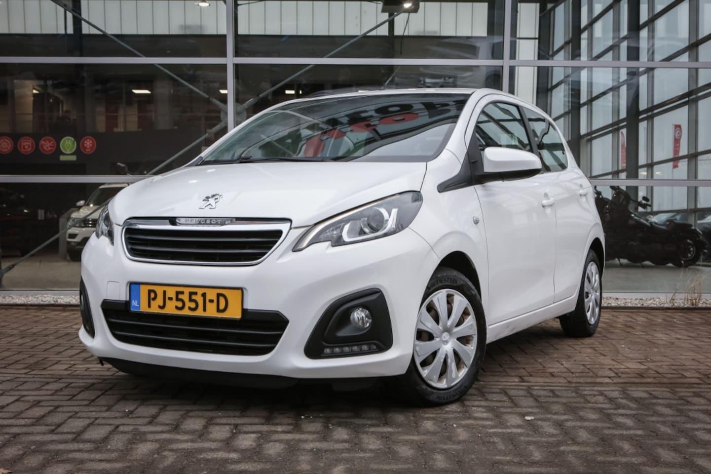 Peugeot 108 - 1.0 e-VTi Blue Lion | Bluetooth | Airco | - AutoWereld.nl