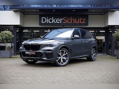 BMW X5 - XDrive45e M Sport| Pano | Trekhaak | Individual