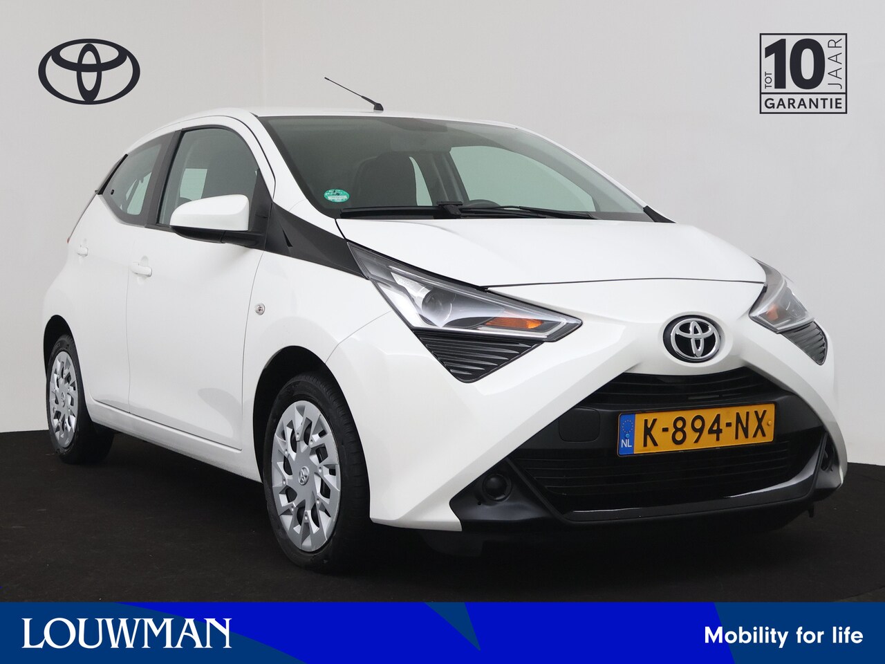 Toyota Aygo - 1.0 VVT-i x-play | Airco | Camera | Apple Carplay/Android Auto | - AutoWereld.nl