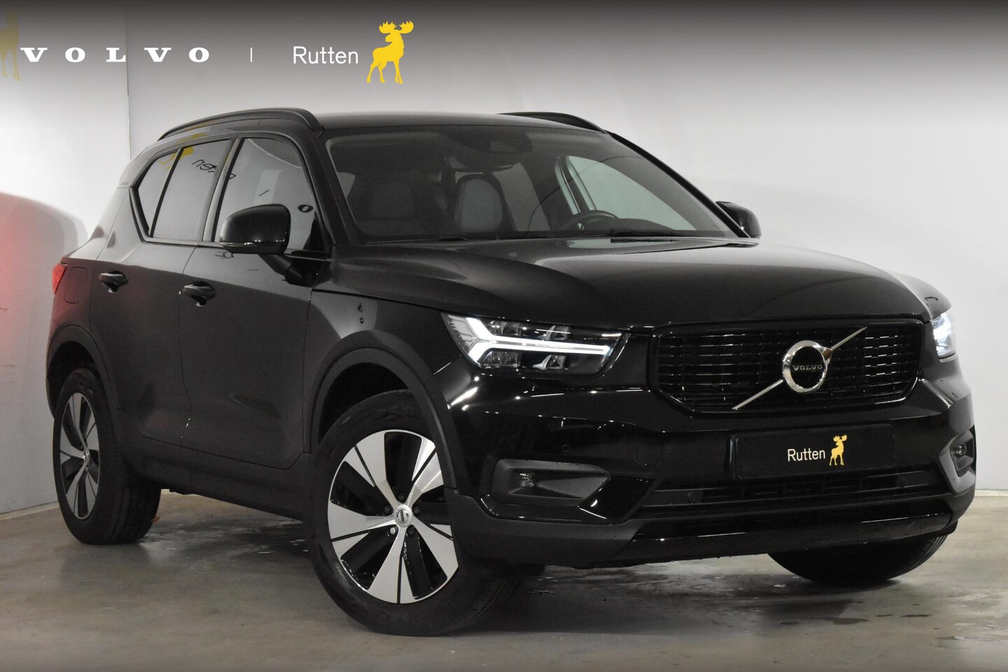 Volvo XC40 - T4 211PK Automaat Recharge R-Design Expression / Navigatie / Camera / Cruise Control / Par - AutoWereld.nl