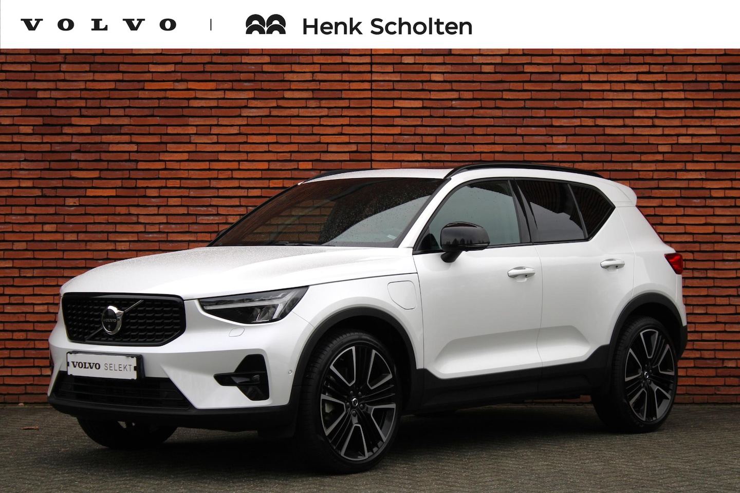 Volvo XC40 - T5 Plug-in hybrid Ultimate Dark | 21'' Lichtmetalen velgen | 360 Graden camera | Harman/Ka - AutoWereld.nl