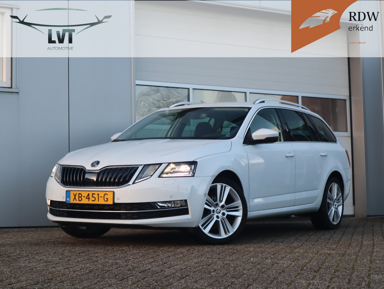 Skoda Octavia Combi - 1.0 TSI Greentech Style Business / LED / Sportstoelen / Eerste eigenaar - AutoWereld.nl