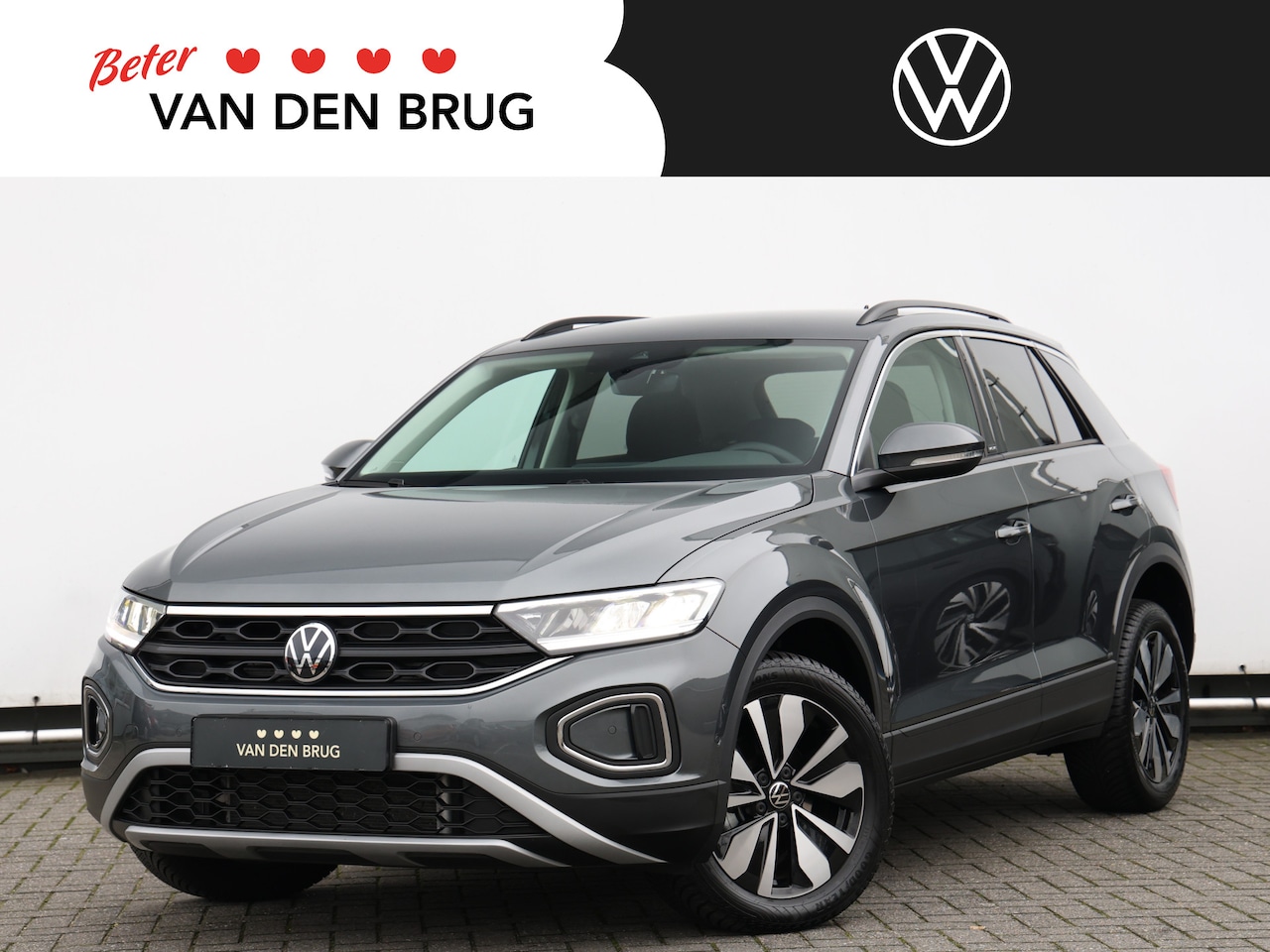 Volkswagen T-Roc - 1.5 TSI Life 150pk DSG | LED | Navigatie | Camera | Stoelverwarming | Spiegel pakket - AutoWereld.nl