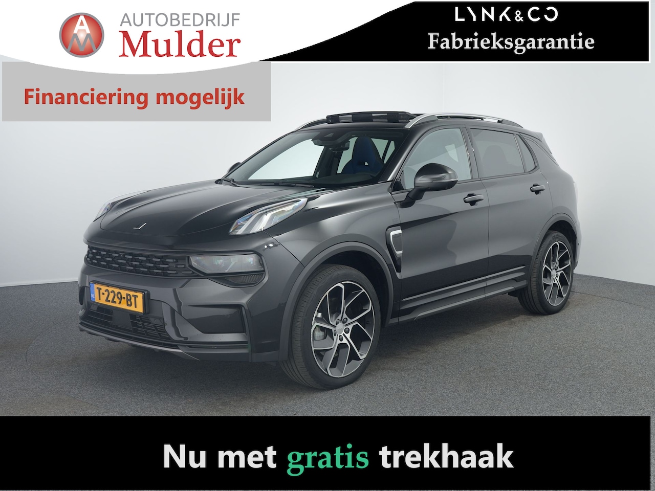 Lynk & Co 01 - 1.5 | Black pakket | Zwarte hemel | Trekhaak | 360 | Pano - AutoWereld.nl