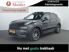 Lynk & Co 01 - 1.5 | Black pakket | Zwarte hemel | Trekhaak | 360 | Pano